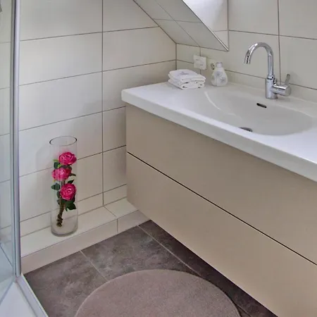 Holiday Flat Am Dorfpark - Dlh01100c-p شقة *